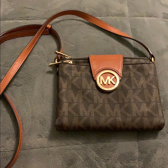 fulton crossbody michael kors